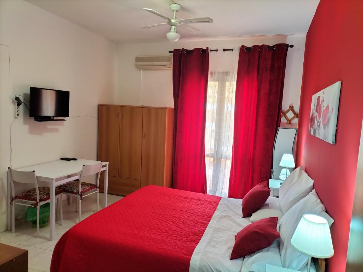 Casa Vacanza Da Rosa Letojanni Eksteriør bilde